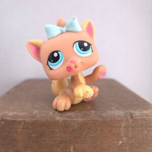 Littlest Pet Shop Lps Kitten With Blue Bow #1335